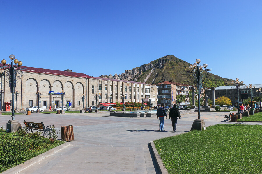place principale Goris visite Arménie