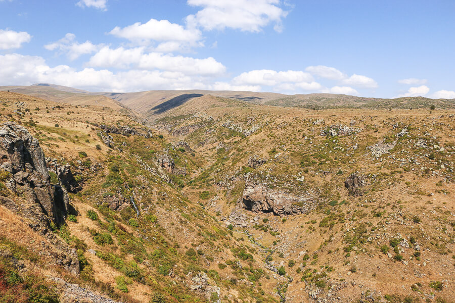 paysage autour du mont Aragats