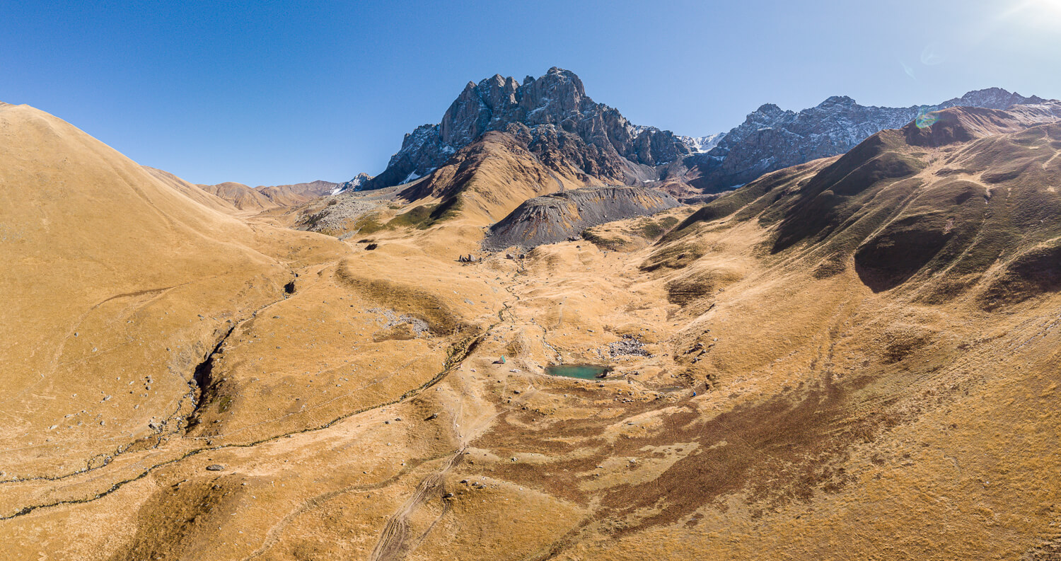 vue drone vallee de juta et chaukhi pass