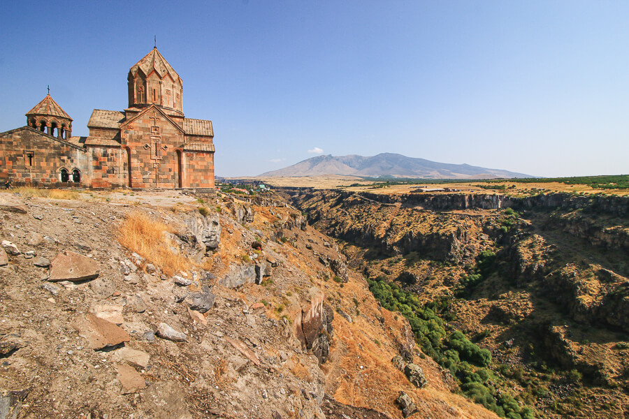 monastère Hovhannavank au bord du Kasagh canyon Arménie