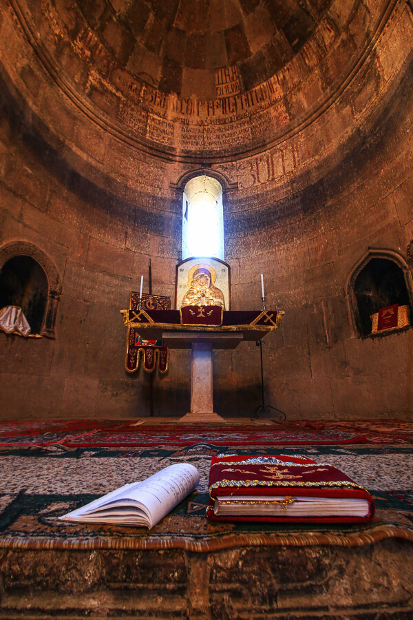 Goshavank intérieur du monastère Arménie