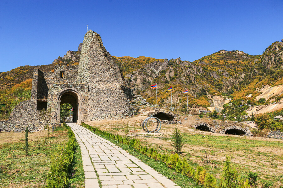 porte d'entrée Akhtala monastère voyage Arménie