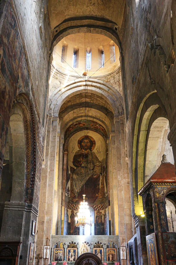 Mtskheta cathédrale peinture au plafond