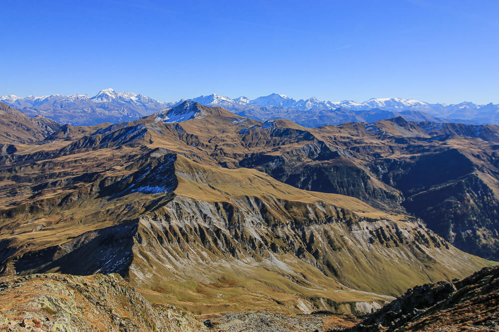 vue panoramique au sommet du grand mont alpes