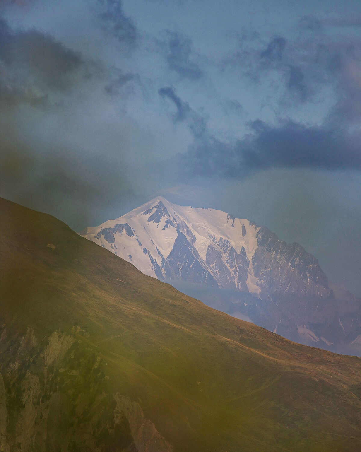 vue sur le sommet du Mont Blanc au Sulens, Thônes